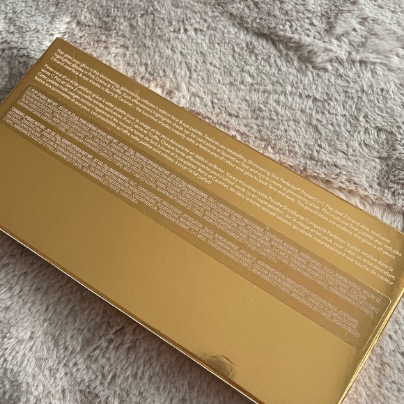 2 for $75 - BECCA - BNIB Highlighter Palette - Picture 2 of 4